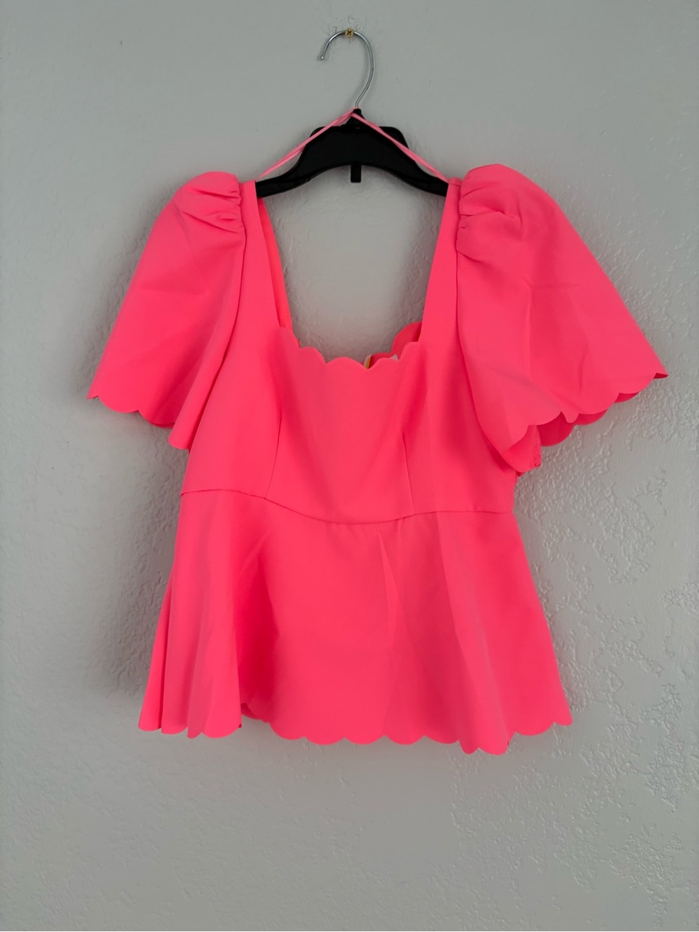 TCEC Neon Pink Scalloped Peplum Top